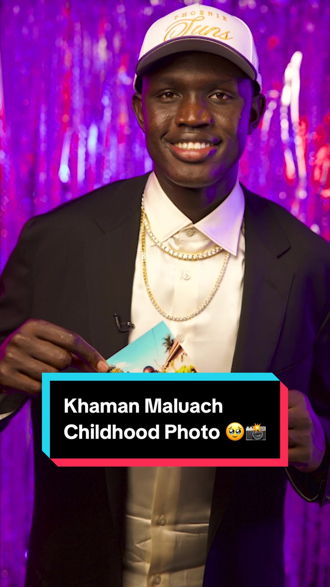 Khaman Maluach Reacts to his Childhood Photo 🫶 
