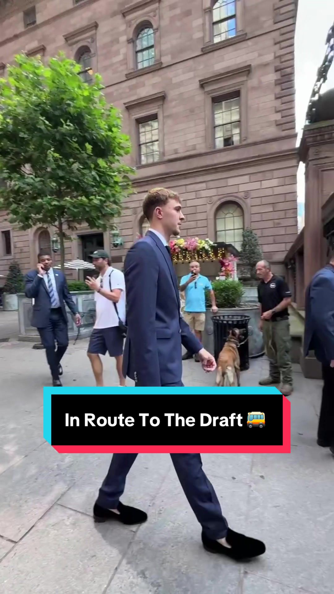 Cooper Flagg getting on the bus for the 2025 