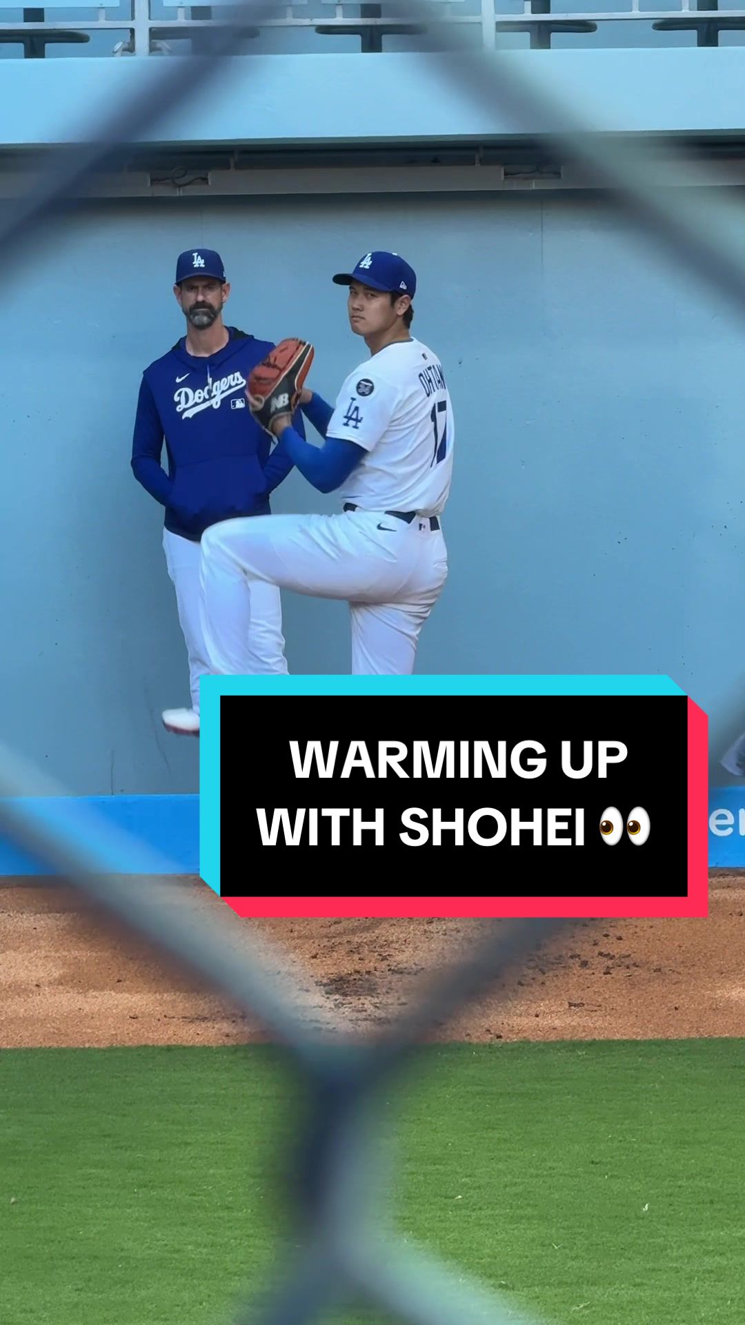 Shohei warming up for his 2025 pitching debut. 