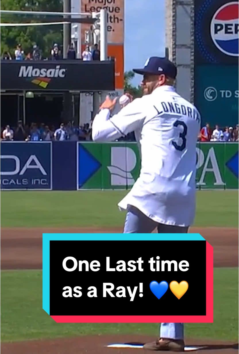 Evan Longoria delivered the first pitch after signing a one-day contract to retire as a member of the Rays. 🥹 