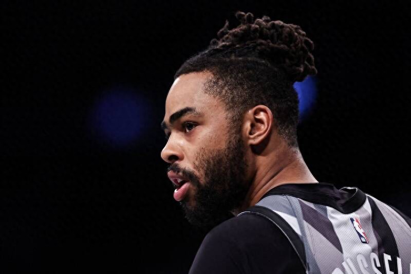 NBA star guard Russell has joined the Mavericks, expected to fill the void left by the team&#39;s leading player Irving.