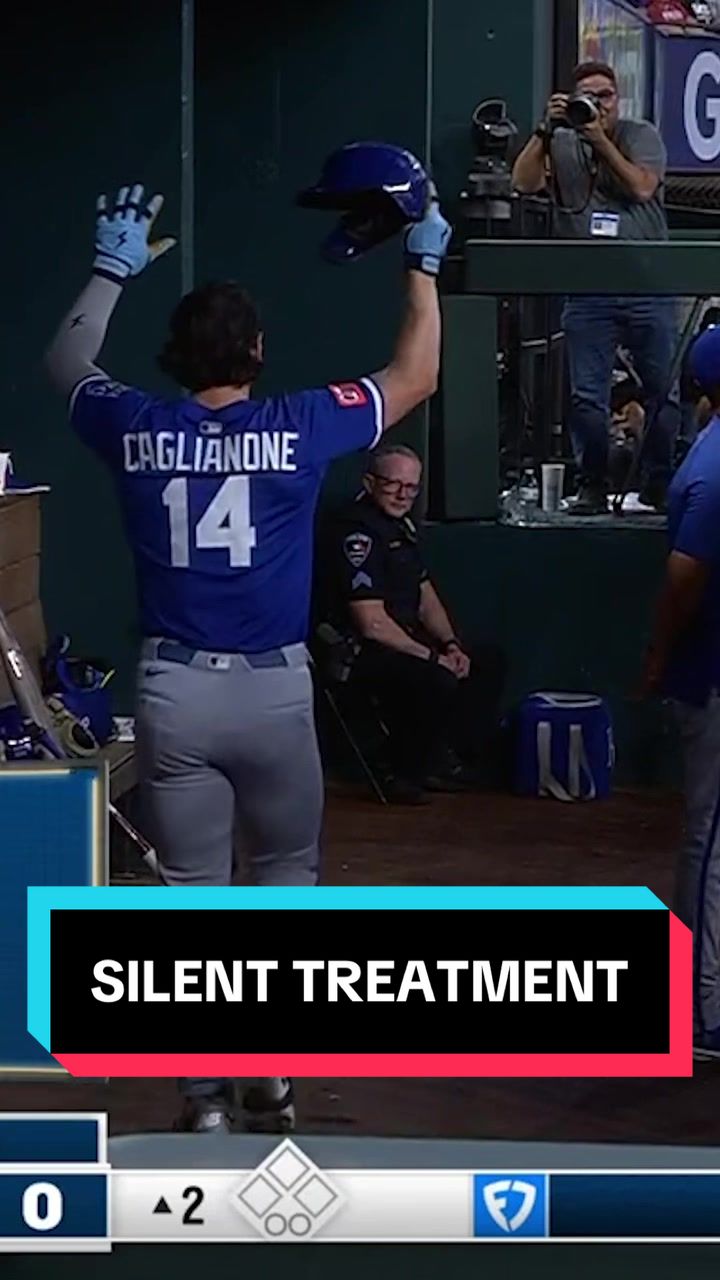 the vibes in the royals dugout 📈📈 