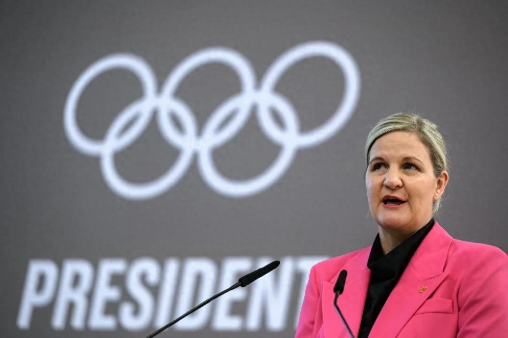 The new IOC president, Kirsty Coventry, has officially begun her first 8-year term, but she faces numerous significant challenges.