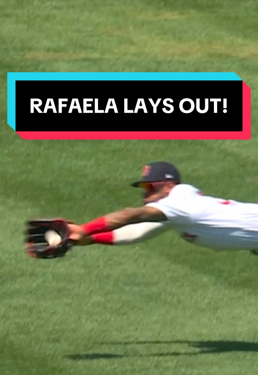 Ceddanne Rafaela's defense is off the charts 😮 