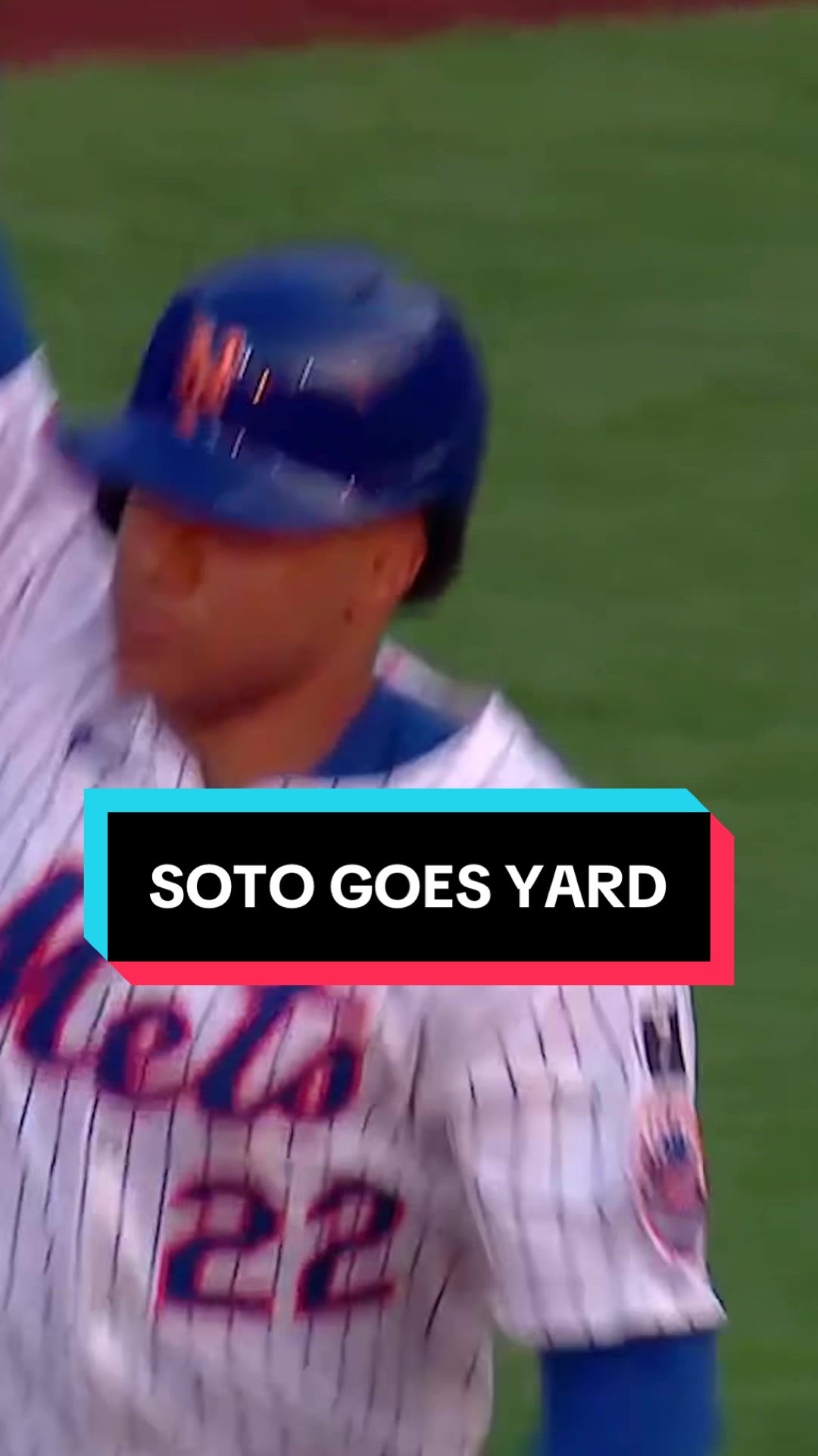 Juan Soto goes yard for the second straight night! 