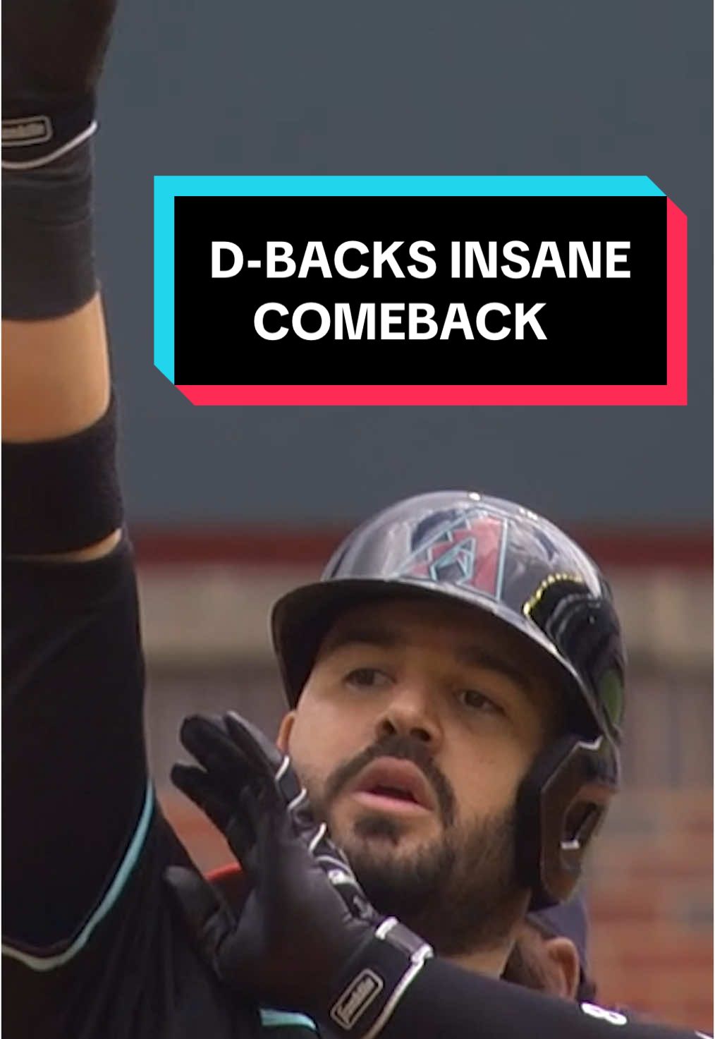 Entering the top of the 9th, the D-backs were down 10-4. They scored SEVEN times to take the lead! 😱 