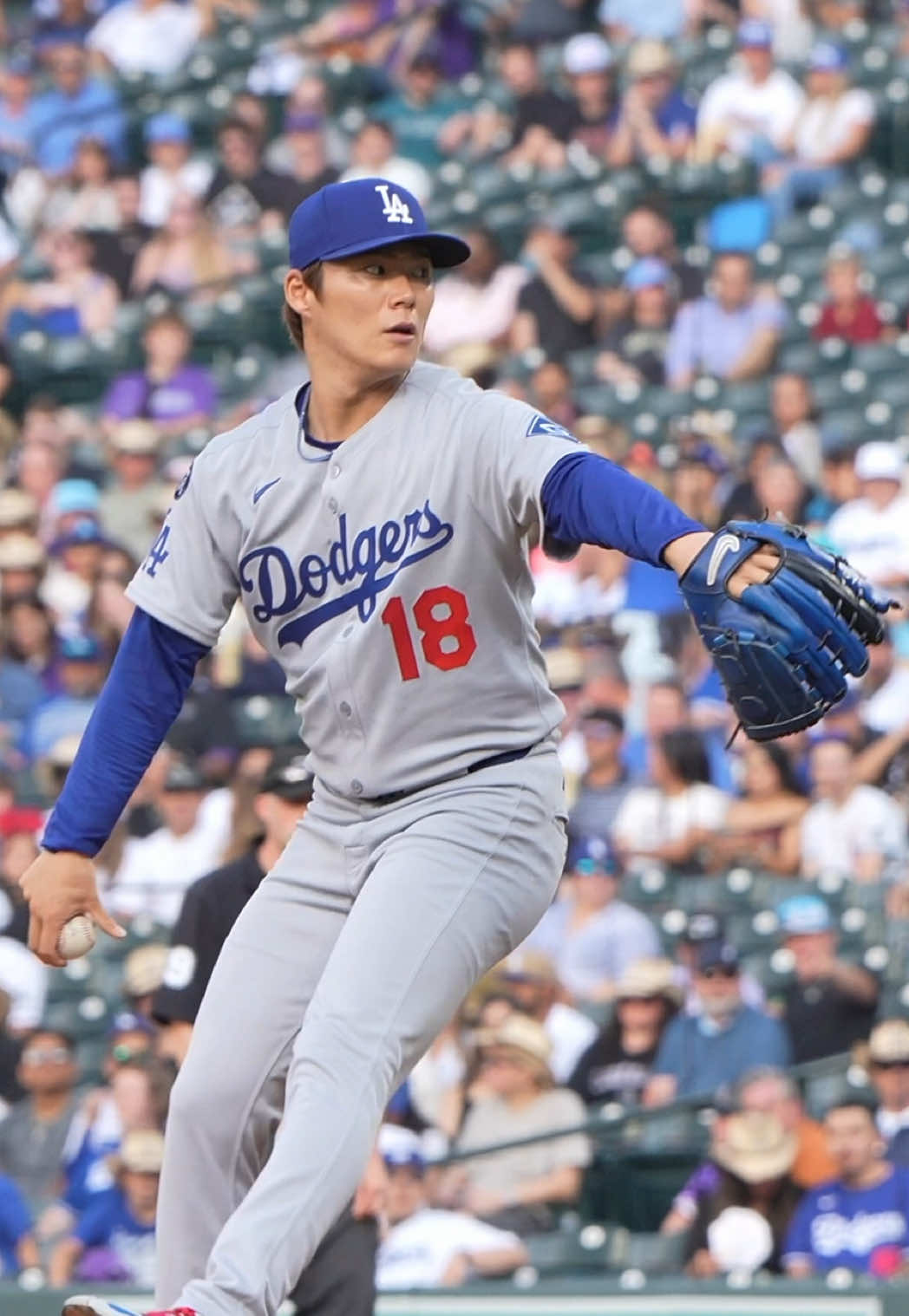 Five shutout innings in Denver for Yoshinobu. 🔥 